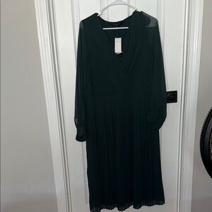 Banana Republic Emerald Long Sleeve V-Neck Sundress